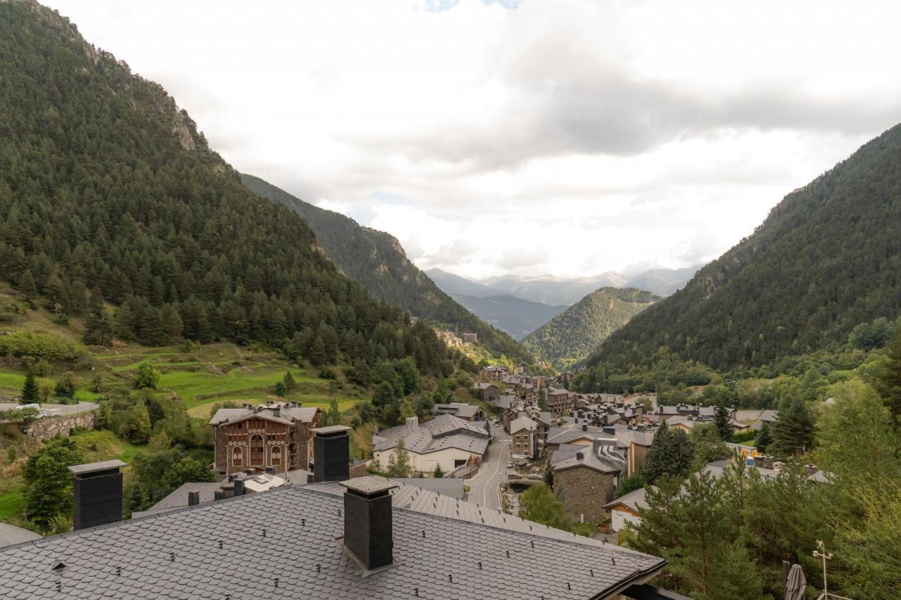 Apartamento Moderno El Bosque En Arinsal Luaran gambar
